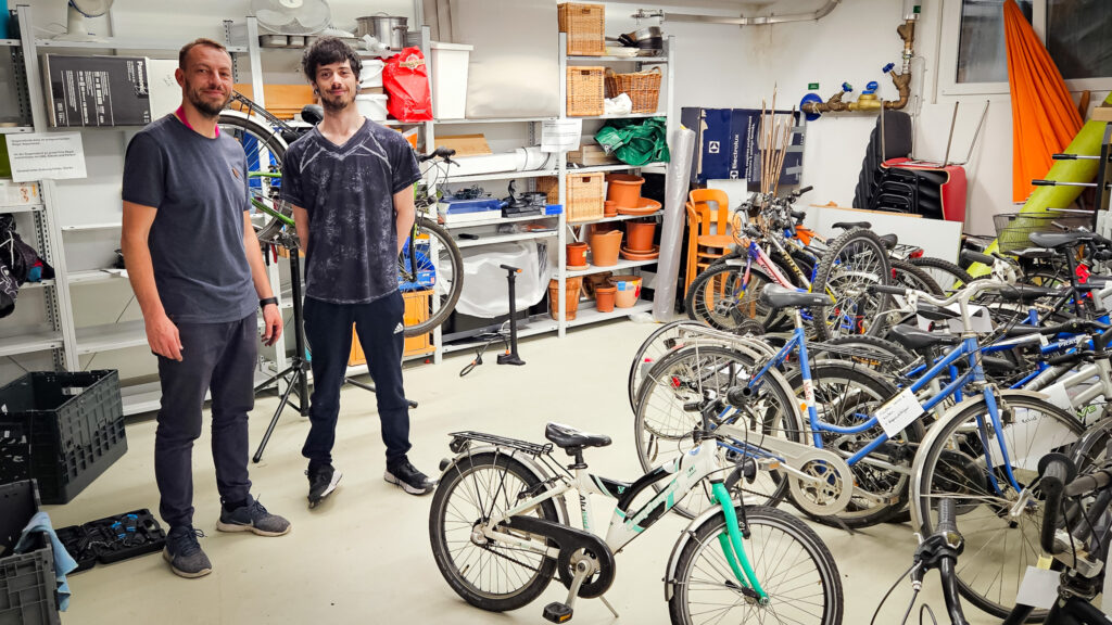 bike repair at vogelsang decathlon (5)